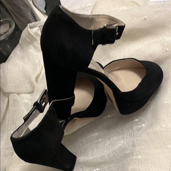 Michael Kors Black and Silver Heels - Picture 3 of 5